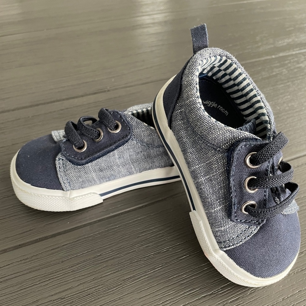 Toddler shoes